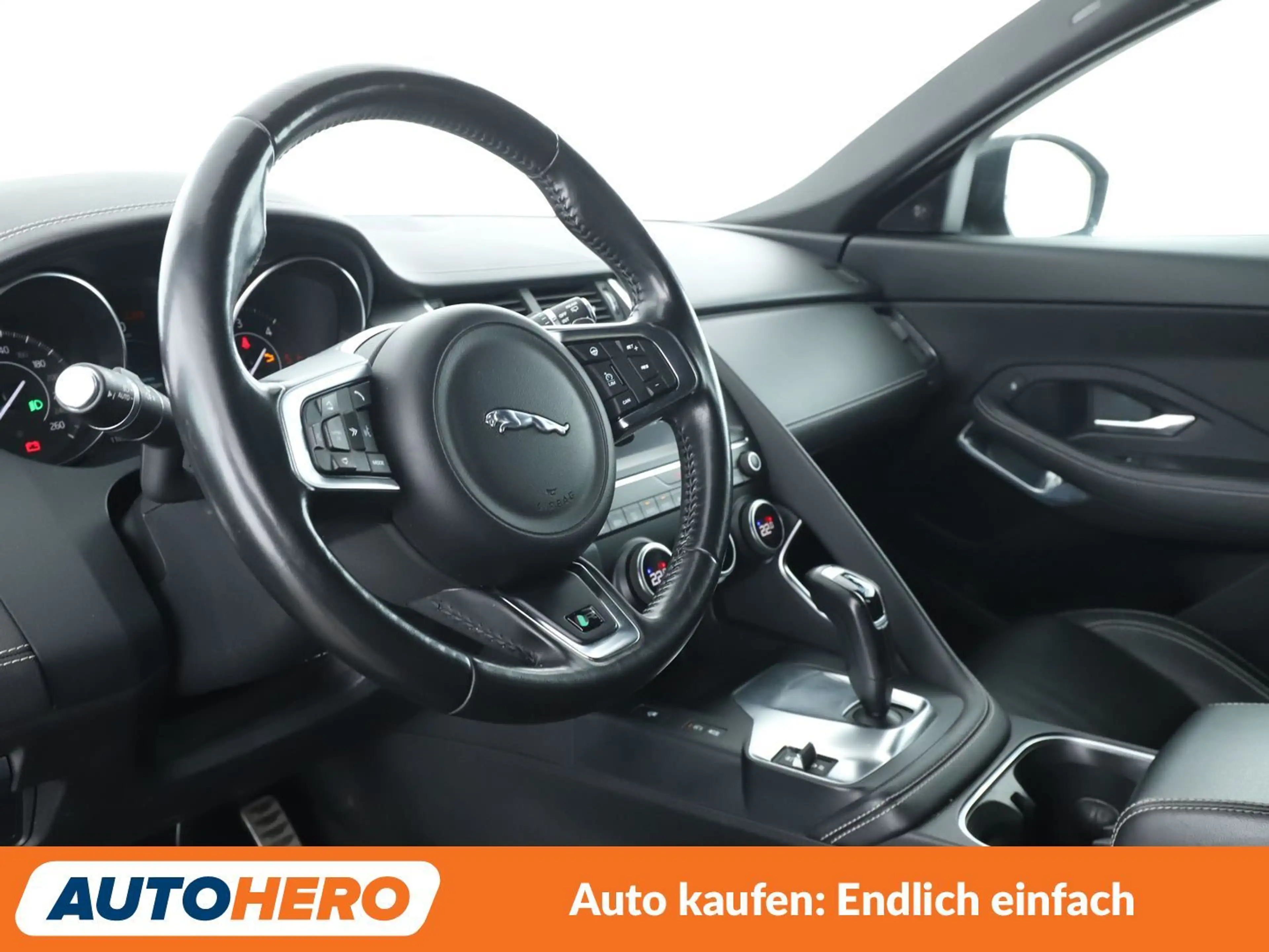 Jaguar E-Pace D150 R-Dynamic AWD Aut*NAVI*LED*TEMPO*CAM*PDC*SHZ* — photo 11