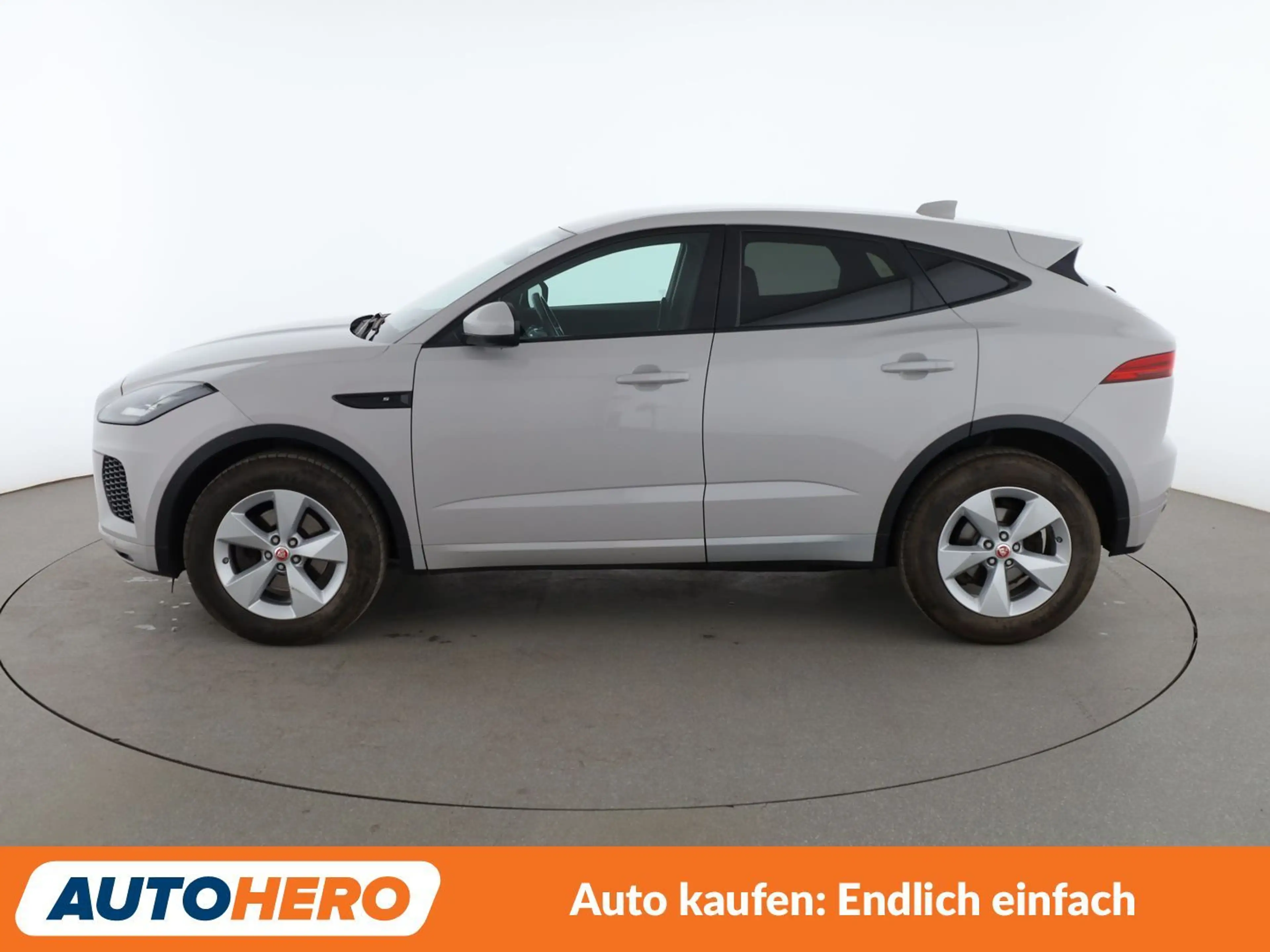 Jaguar E-Pace D150 R-Dynamic AWD Aut*NAVI*LED*TEMPO*CAM*PDC*SHZ* — photo 3