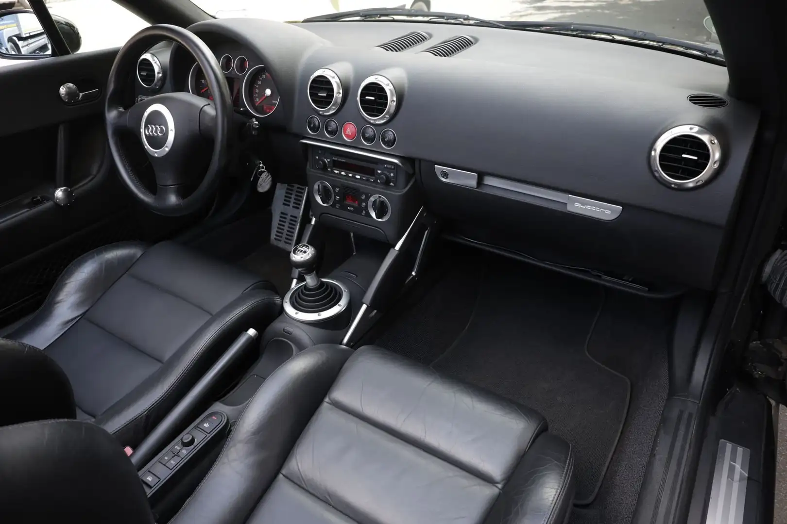 Audi TT Roadster 1.8 T 20V/225 CV quattro Unicoproprietar Чёрный - 2
