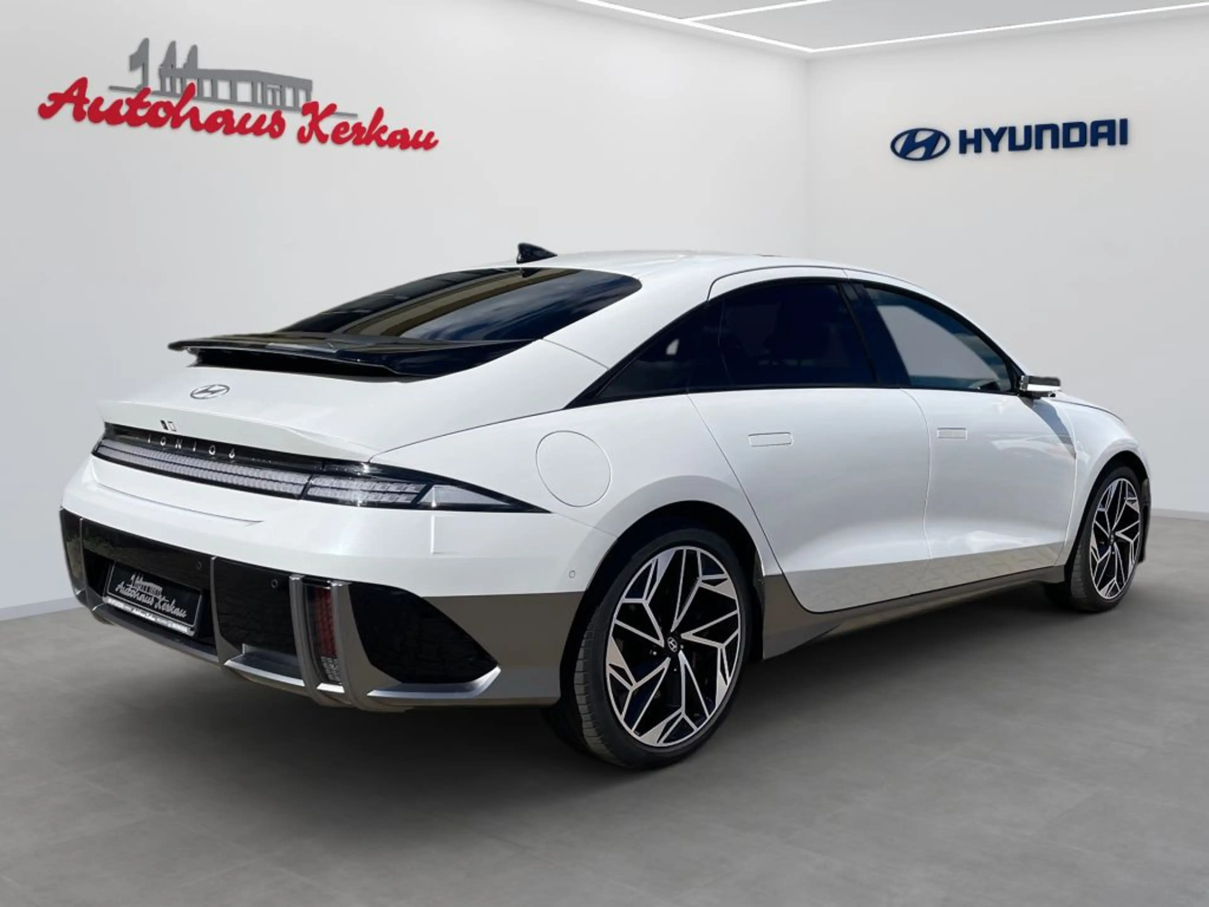 Hyundai IONIQ 6 77,4 kWh 4WD Uniq — photo 3