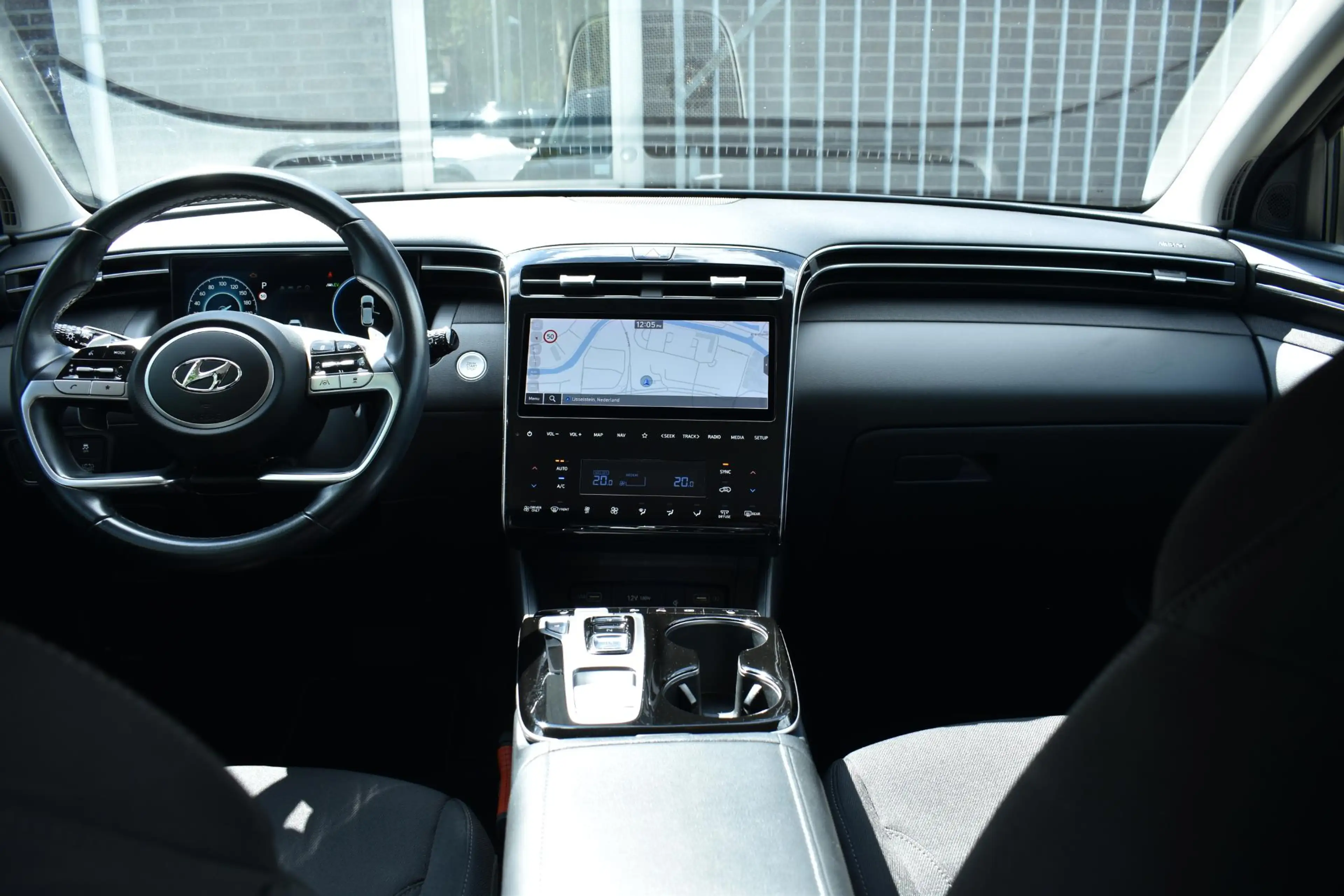 Hyundai TUCSON 1.6 T-GDI HEV Comfort | TREKHAAK | CAMERA | NAVIGA — photo 4