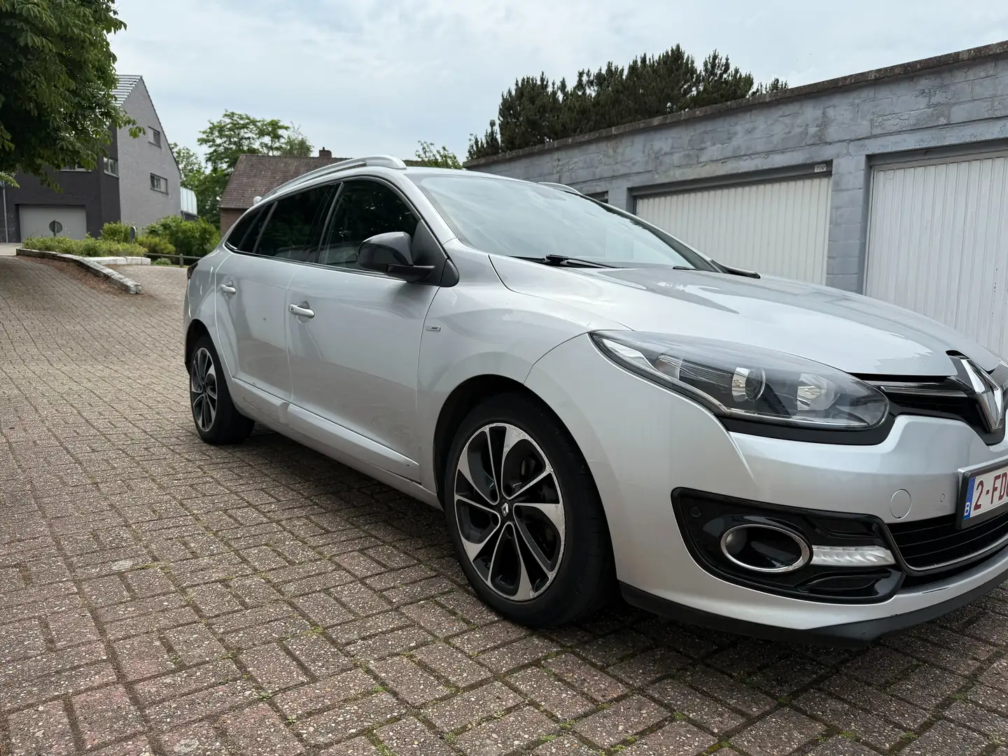 Renault Megane Megane Grandtour ENERGY dCi 110 Start Argent - 2