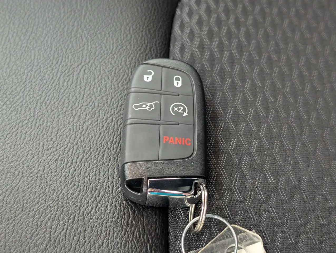 Jeep Compass photo Jeep Compass