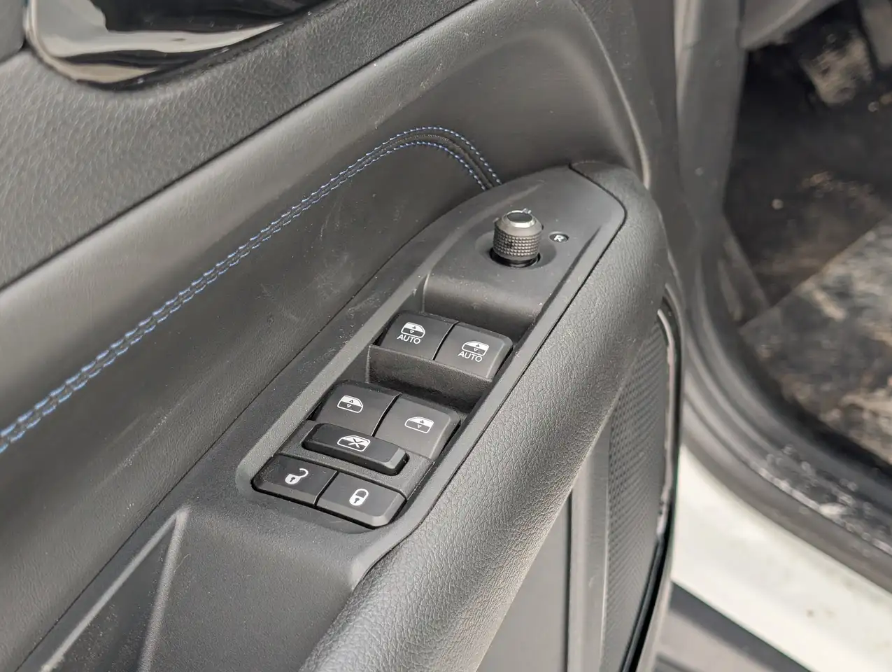 Jeep Compass photo Jeep Compass