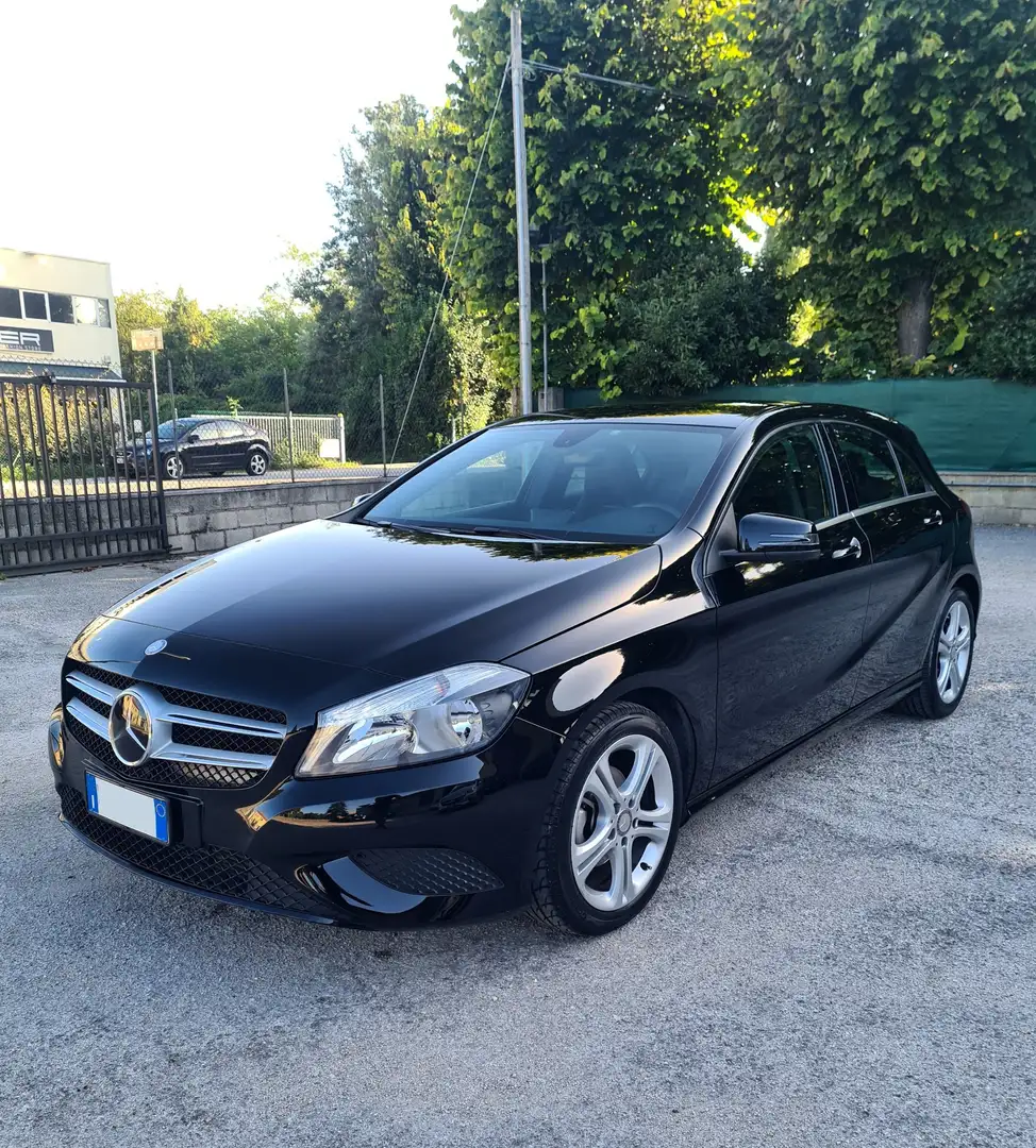 Mercedes-Benz A 180 Sport Sedili riscaldati Noir - 1
