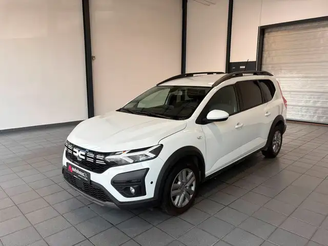 Dacia Jogger view 3