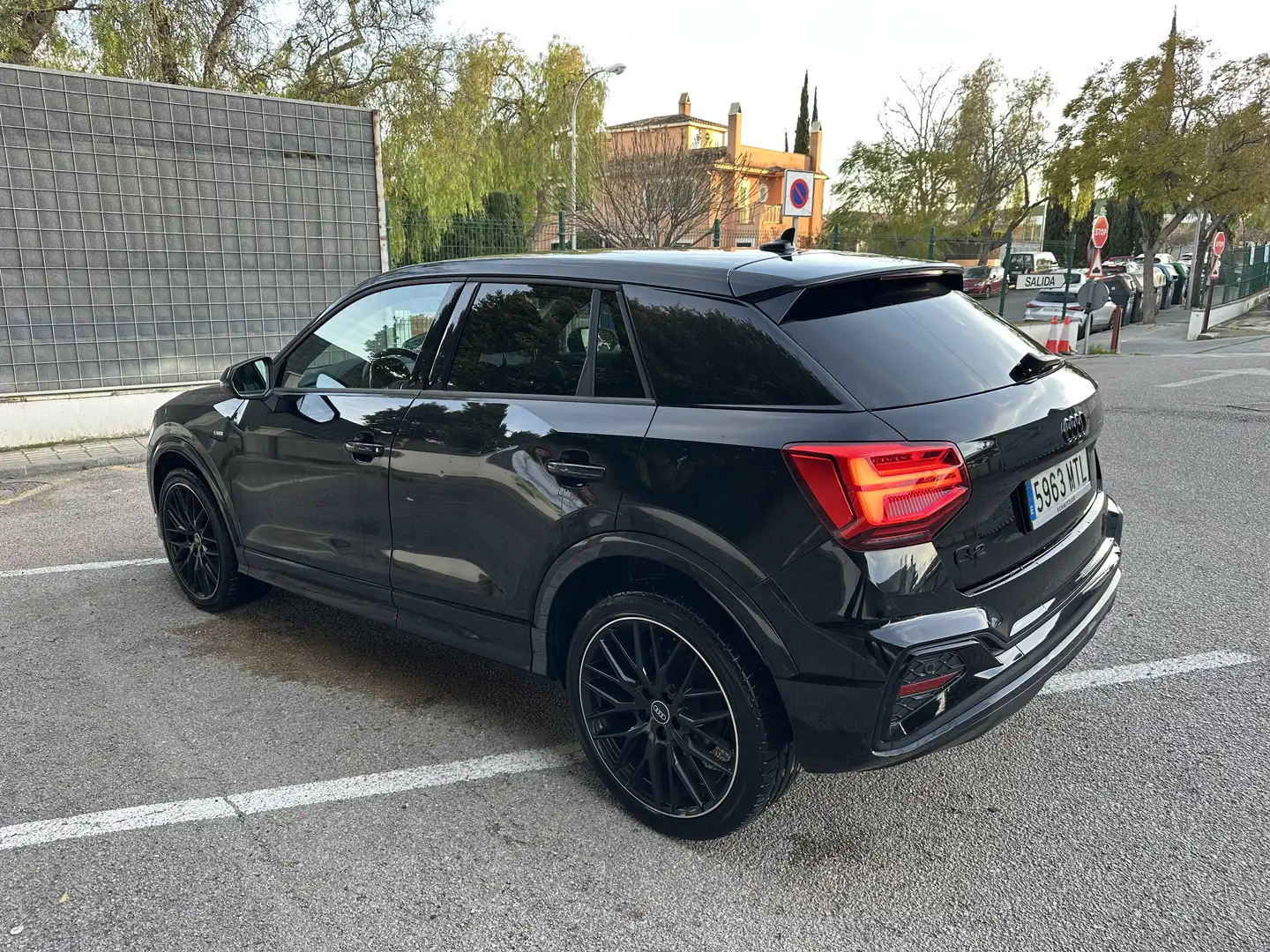 Audi Q2 35 TFSI Black line edition S tronic 110kW - 1