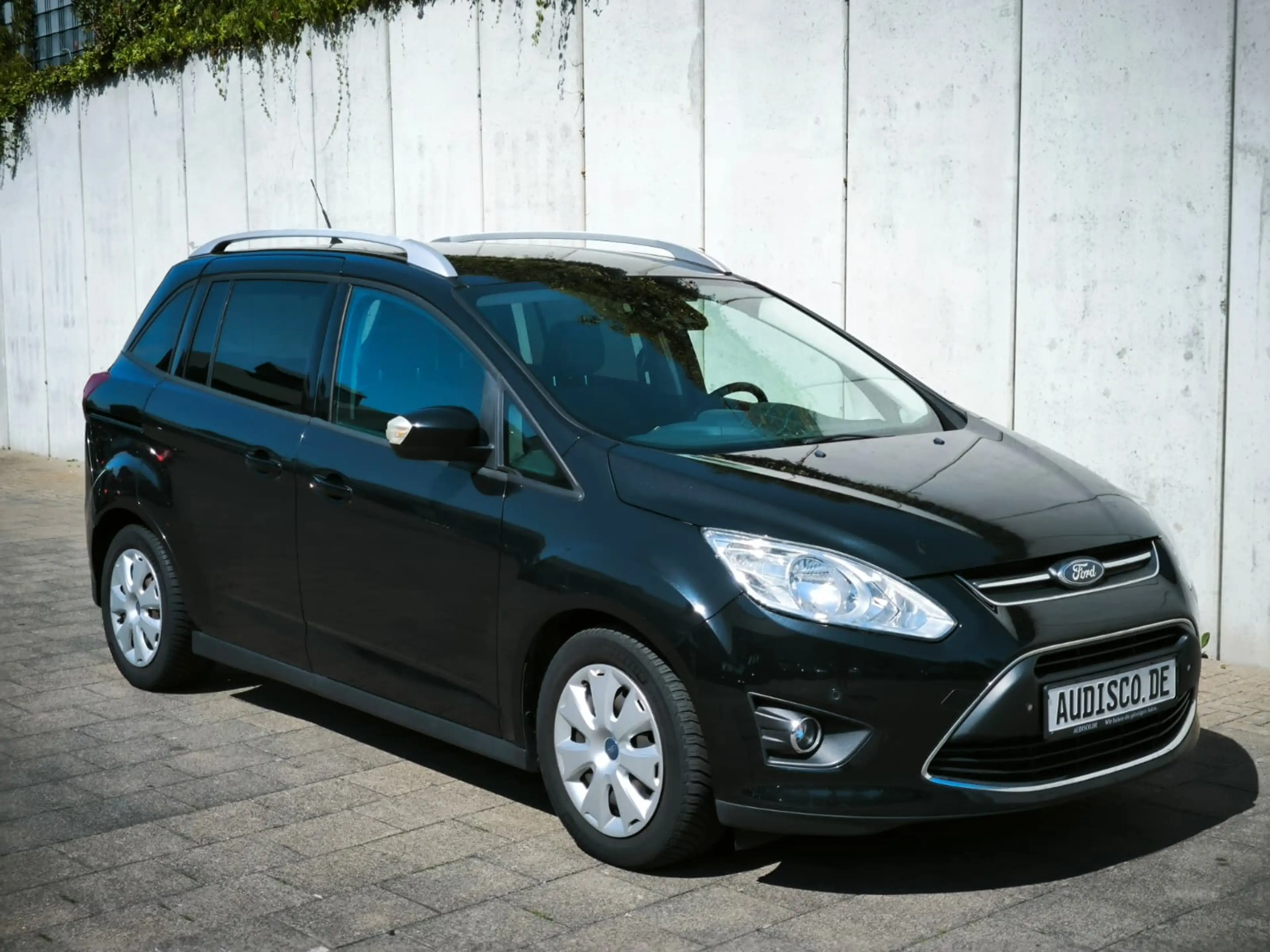Ford Grand C-Max 2.0TDCi 7-Sitzer AHK Navi Bluetooth