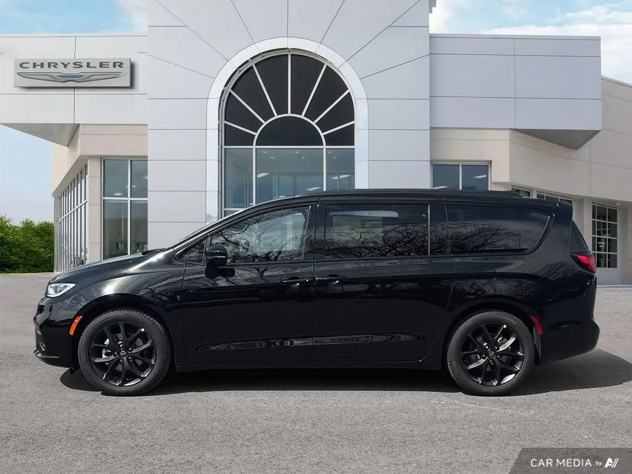 Chrysler Pacifica снимка Chrysler Pacifica