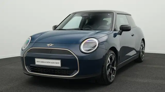 MINI Cooper E Favoured Trim