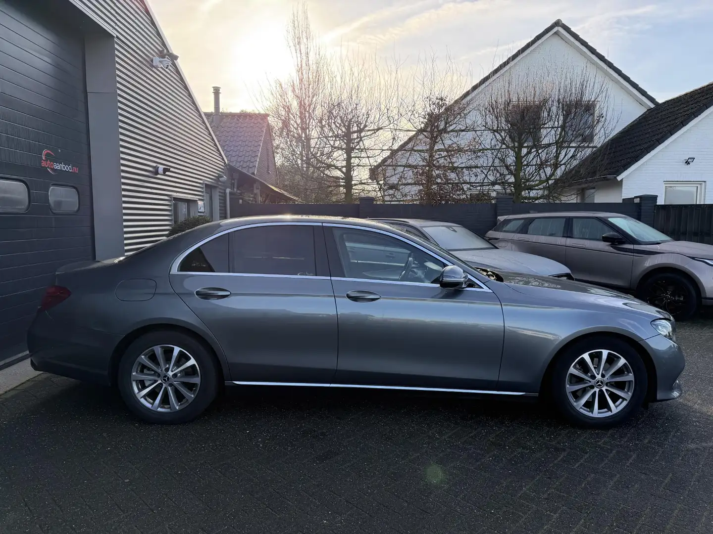 Mercedes-Benz E 220 d Business Solution | Widescreen | Sfeerverlichtin Gris - 2