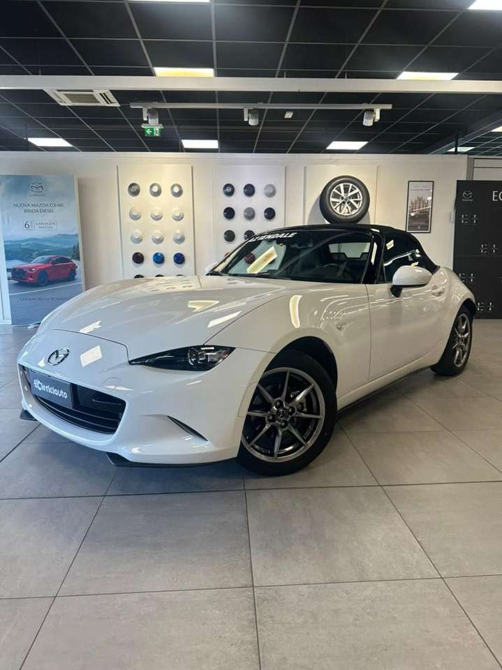 Mazda MX-5 1.5L Skyactiv-G Exclusive-Line