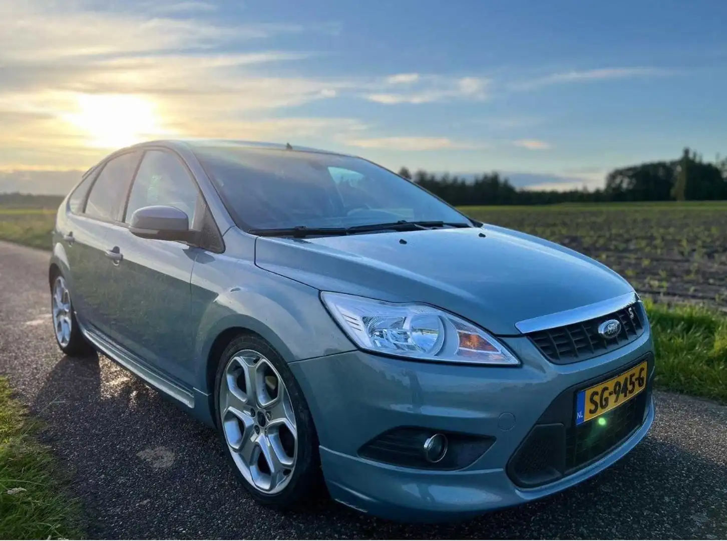 Ford Focus 1.8 Titanium - 2