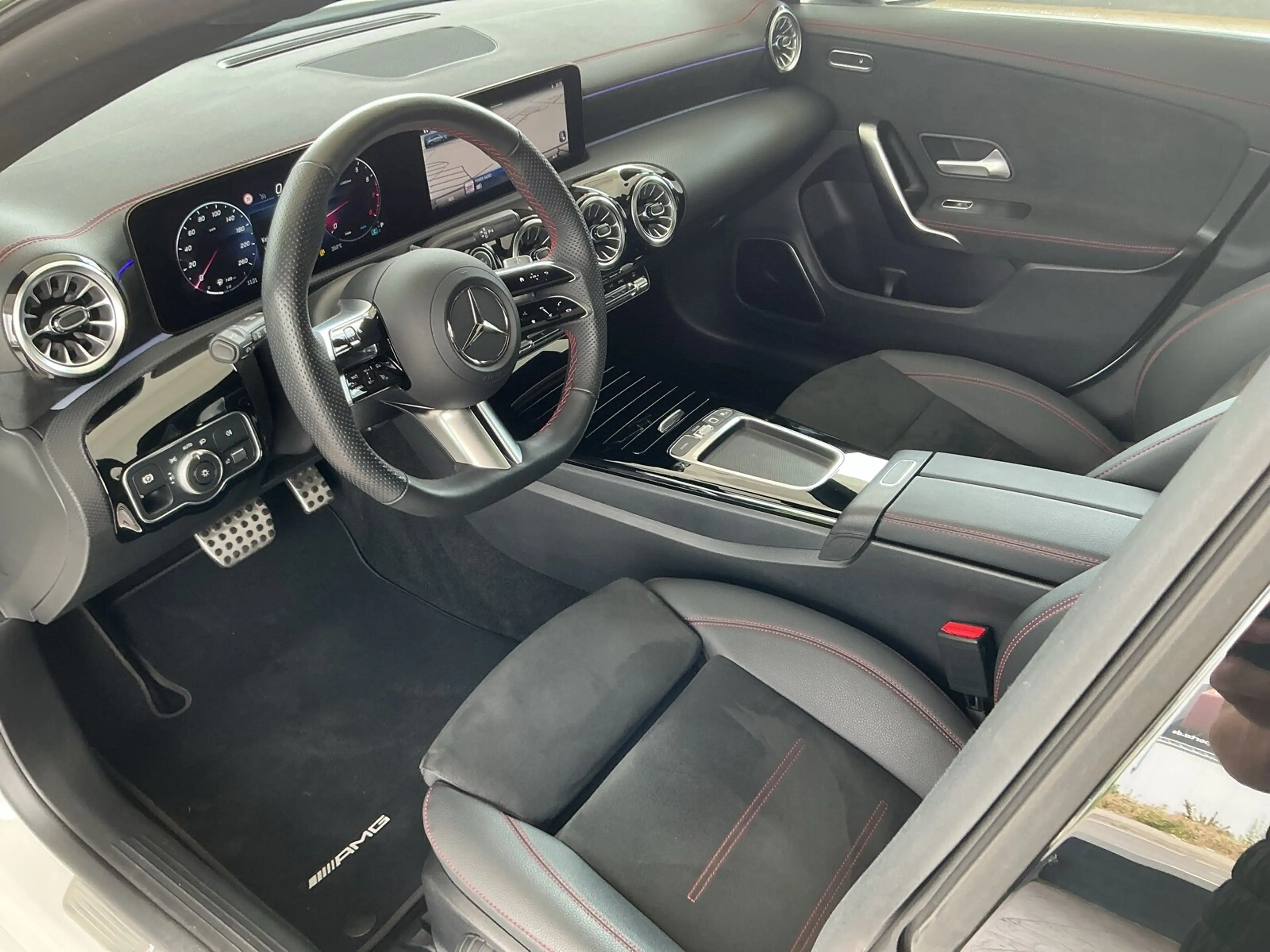 Mercedes-Benz CLA 200 CLA 200 SB AMG Line/Pano.-Dach/Kamera/Navi/AHK LED — photo 9