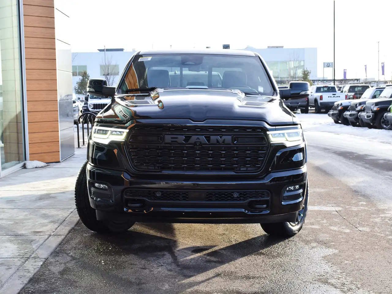 RAM 1500 снимка RAM 1500