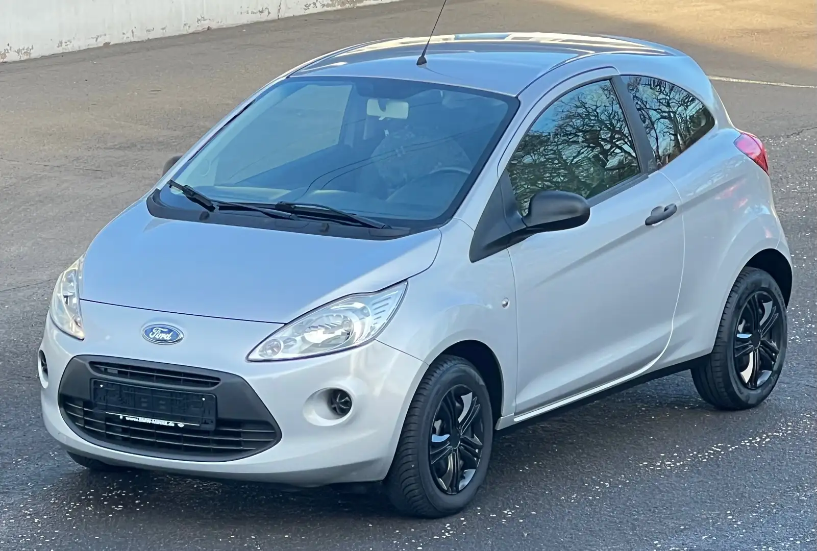 Ford Ka/Ka+ 1.2 Trend-Tüv Neu Silber - 1