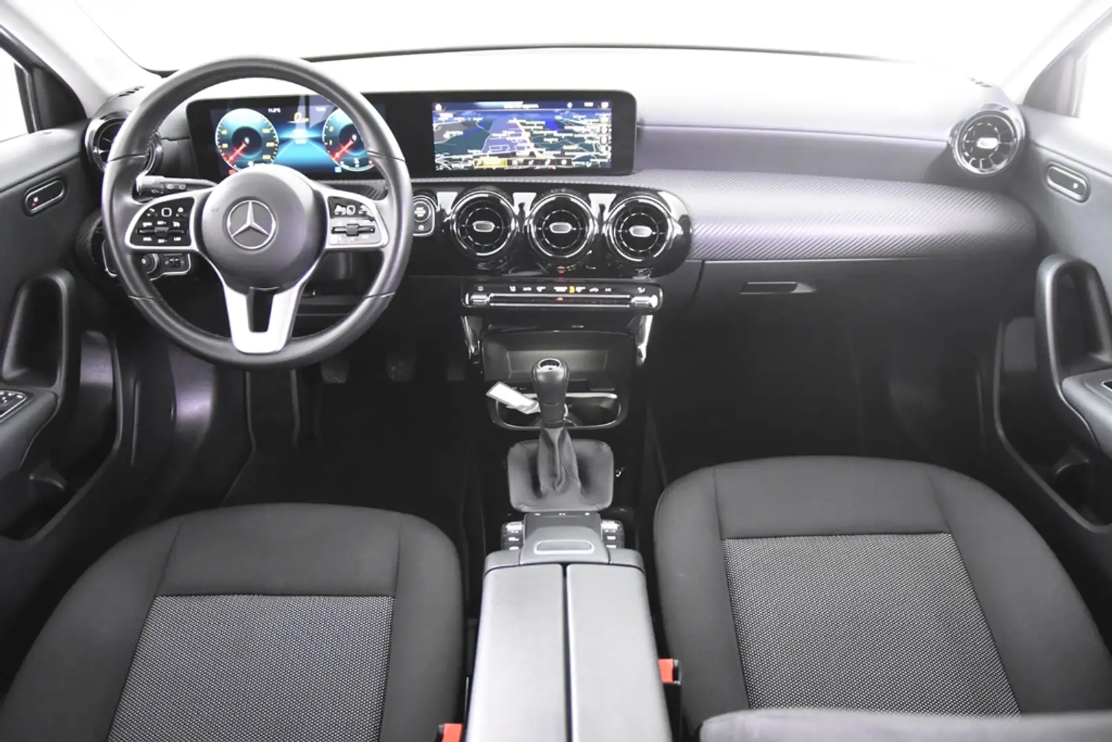 Mercedes-Benz A 180 *1ste Eigenaar*Navigatie*Stoelverwarming* Zilver - 2
