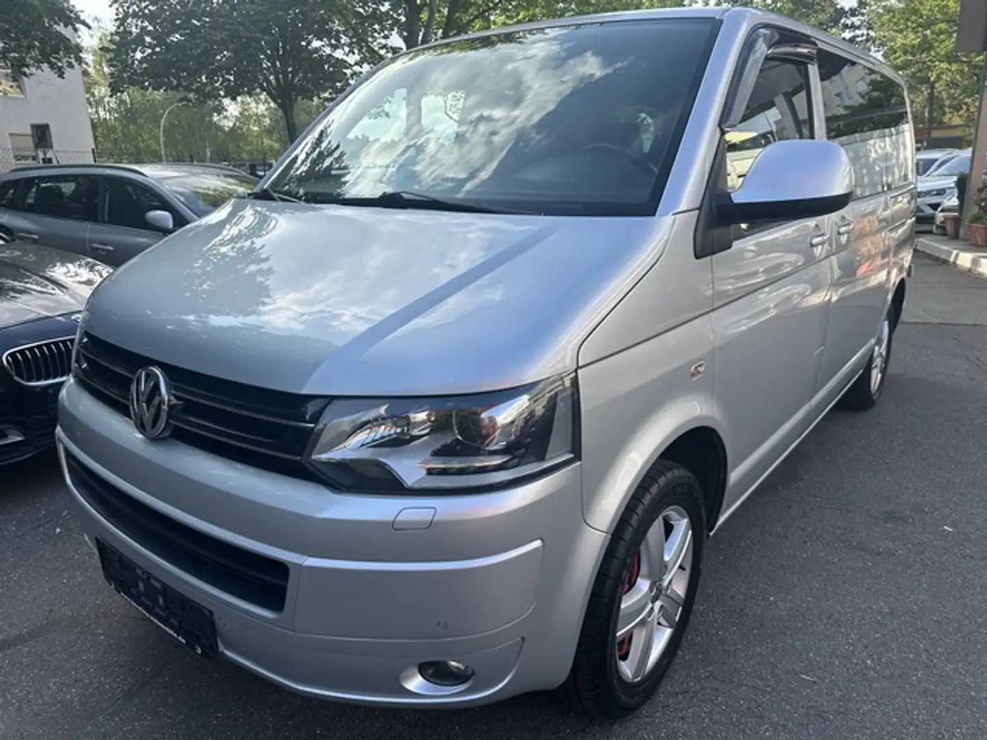 Volkswagen T5 Caravelle 2.0 TDI 4Motion Automatik*XENON*PDC Argent - 1