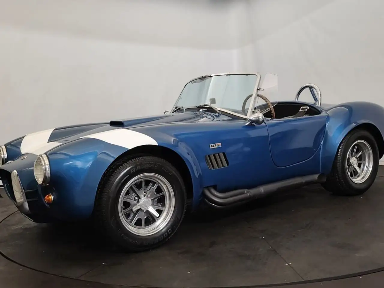 AC Cobra 427 Shell Valley, foto 2