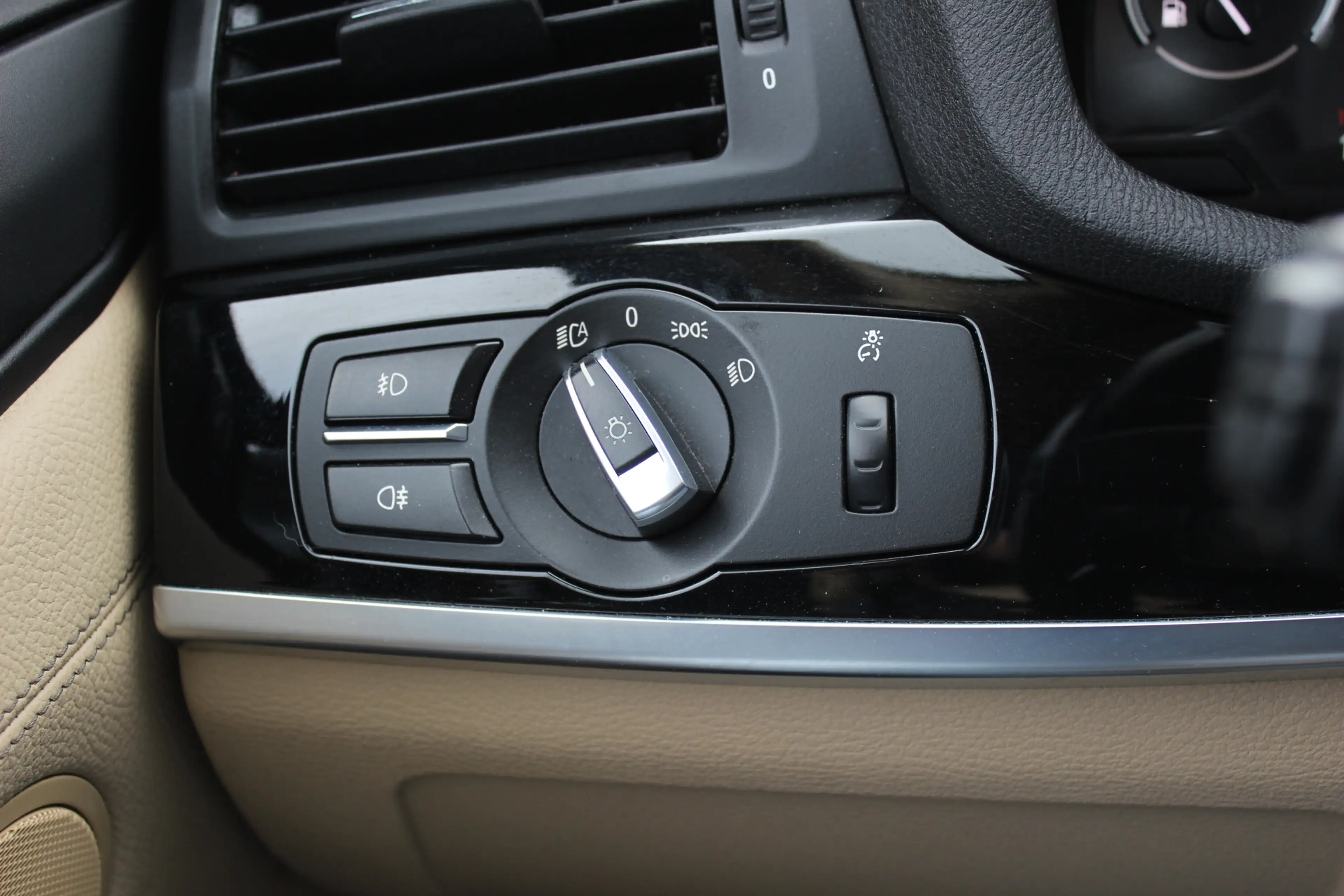 BMW X4 xDrive35i High Executive / 360Camera / Head-up / L — photo 34