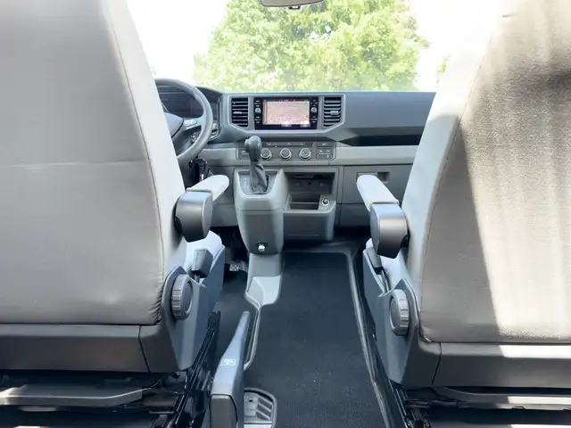 Volkswagen Crafter view 14