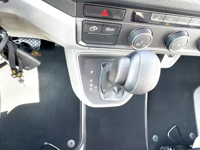Volkswagen Crafter view 13