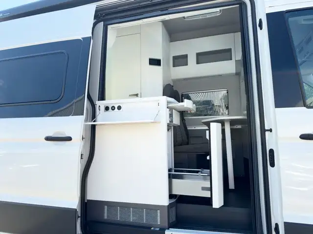 Volkswagen Crafter view 15