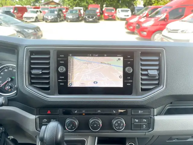 Volkswagen Crafter view 12