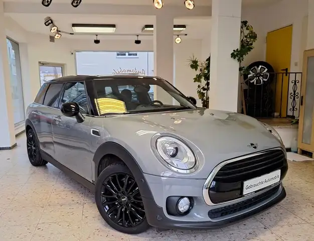 MINI Cooper Clubman Cooper Automatik Chili Schiebedach LED Navi DAB