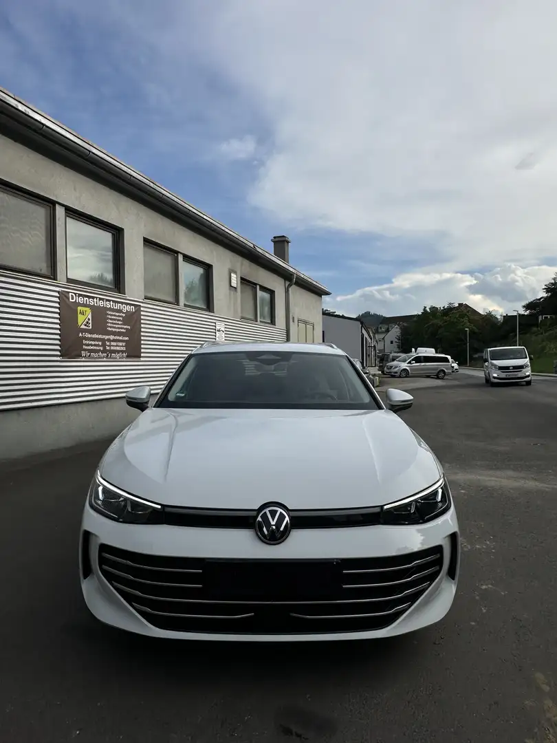 Volkswagen Passat Elegance 2,0 SCR TDI DSG - 2