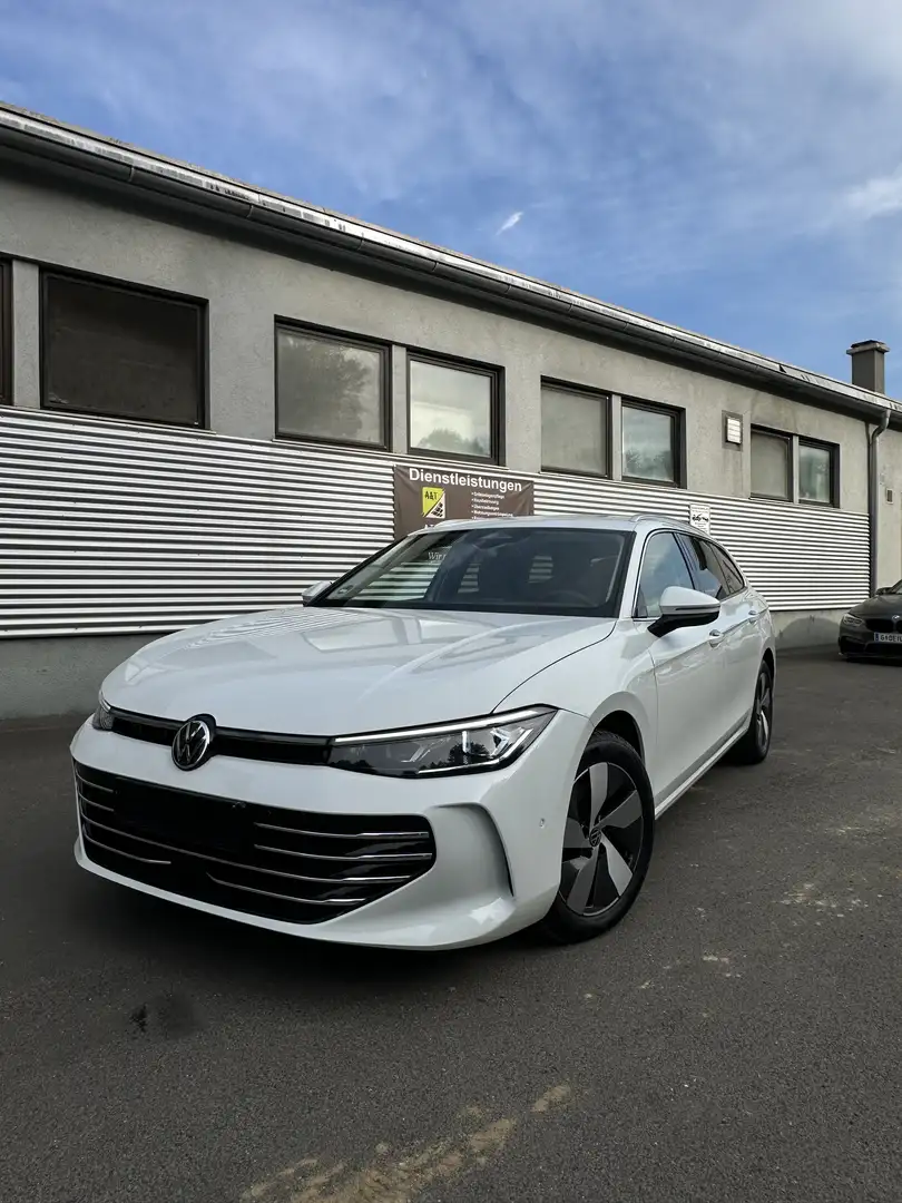Volkswagen Passat Elegance 2,0 SCR TDI DSG - 1