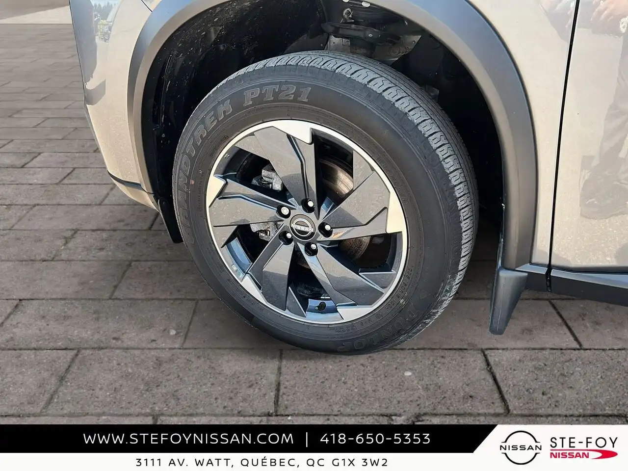 Nissan Rogue снимка Nissan Rogue