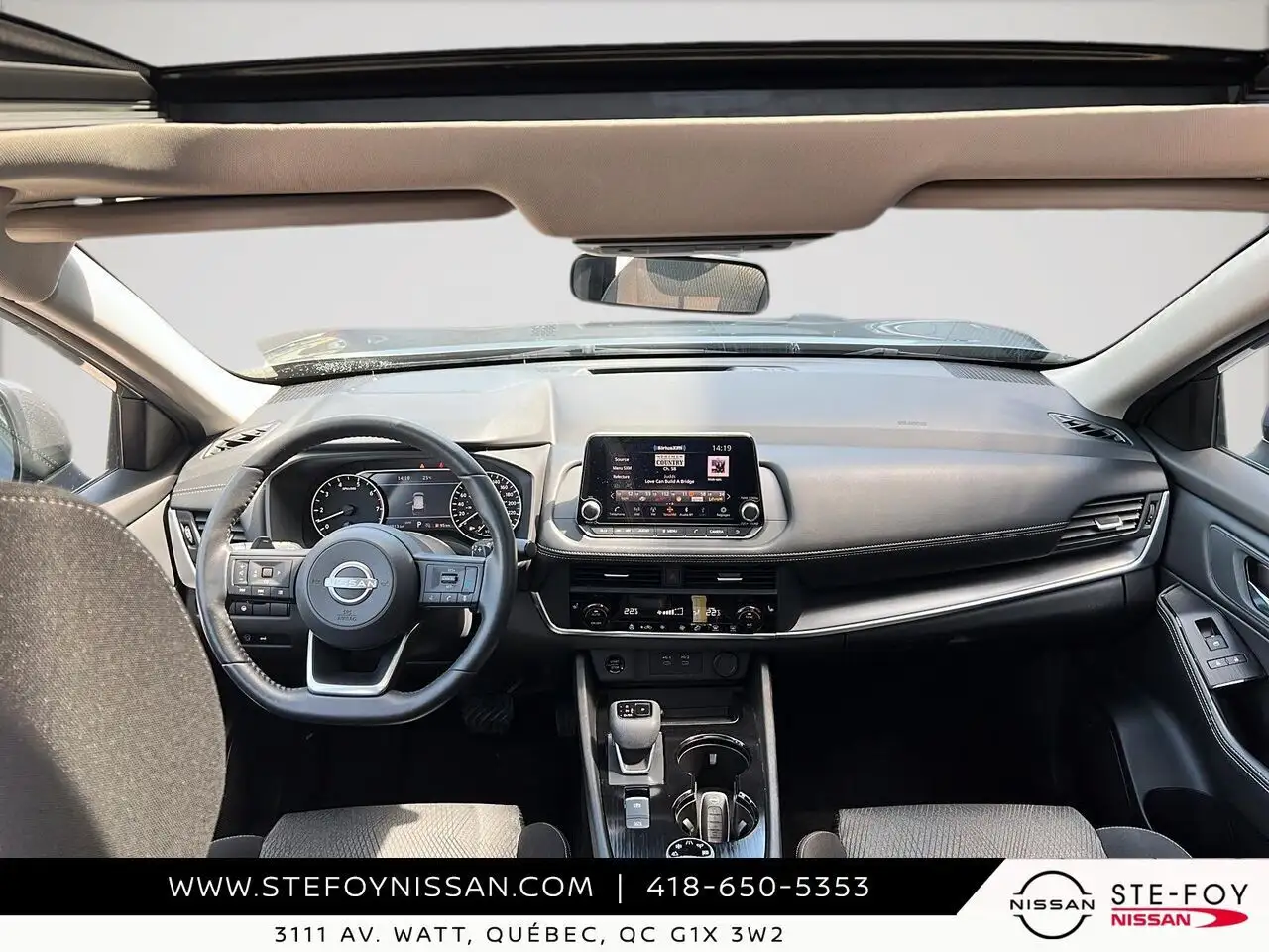 Nissan Rogue снимка Nissan Rogue