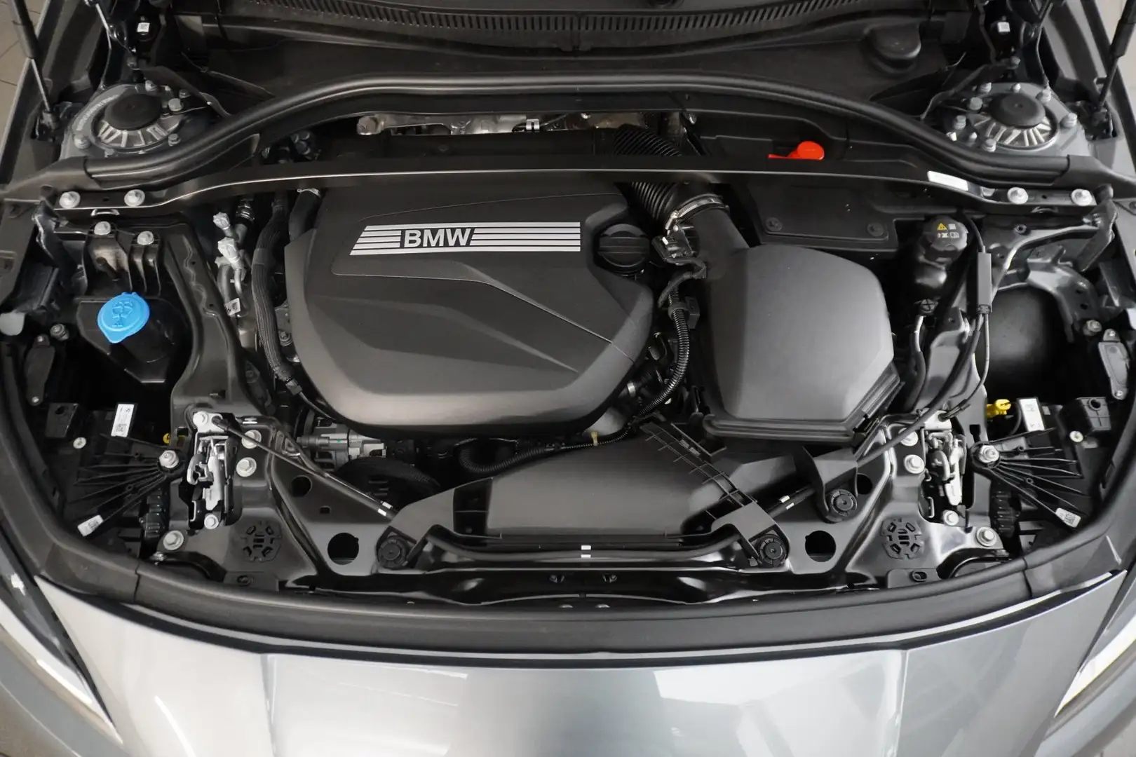 BMW 218 d Grau - 2