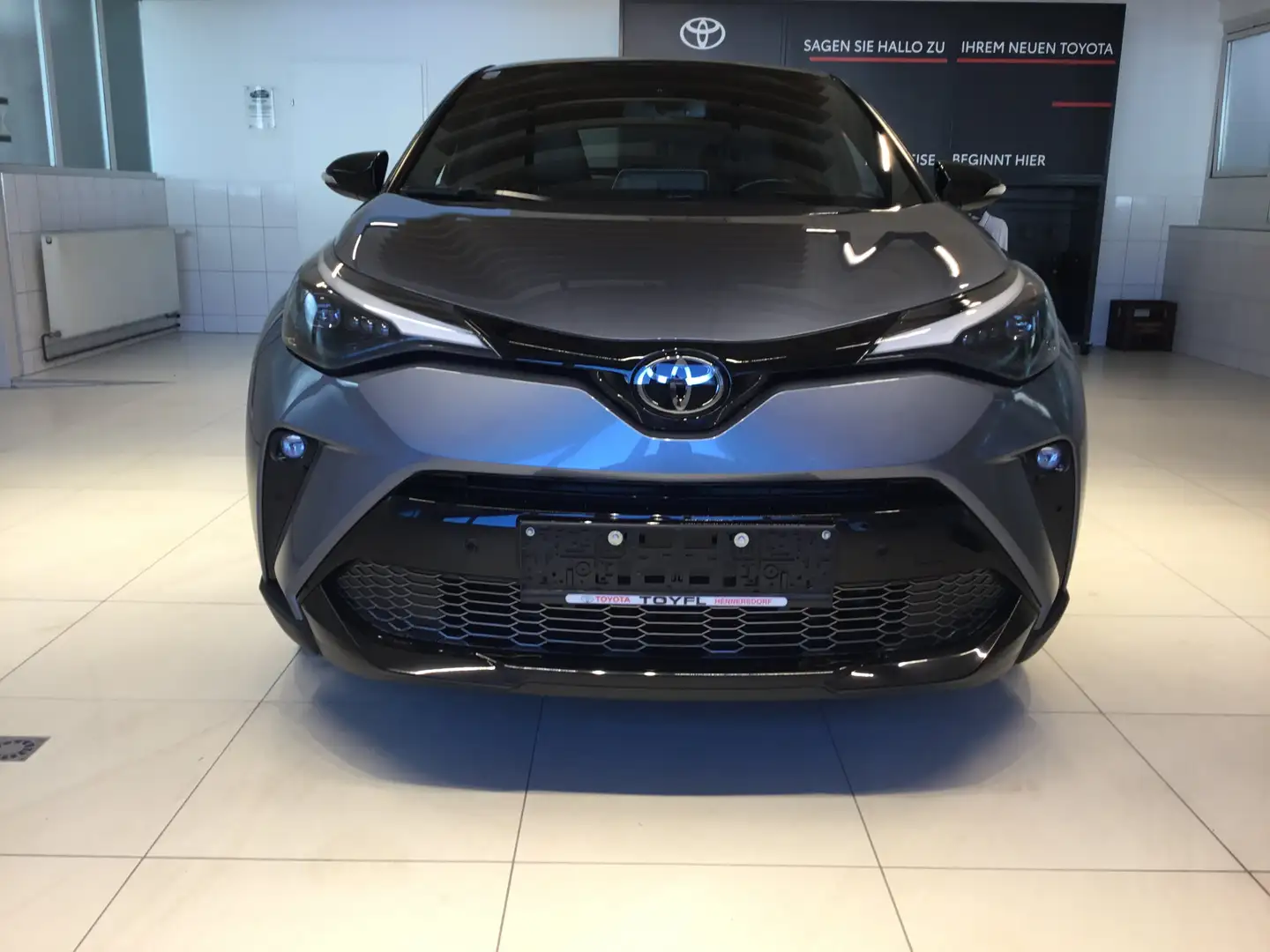 Toyota C-HR GR-Sport Grau - 2