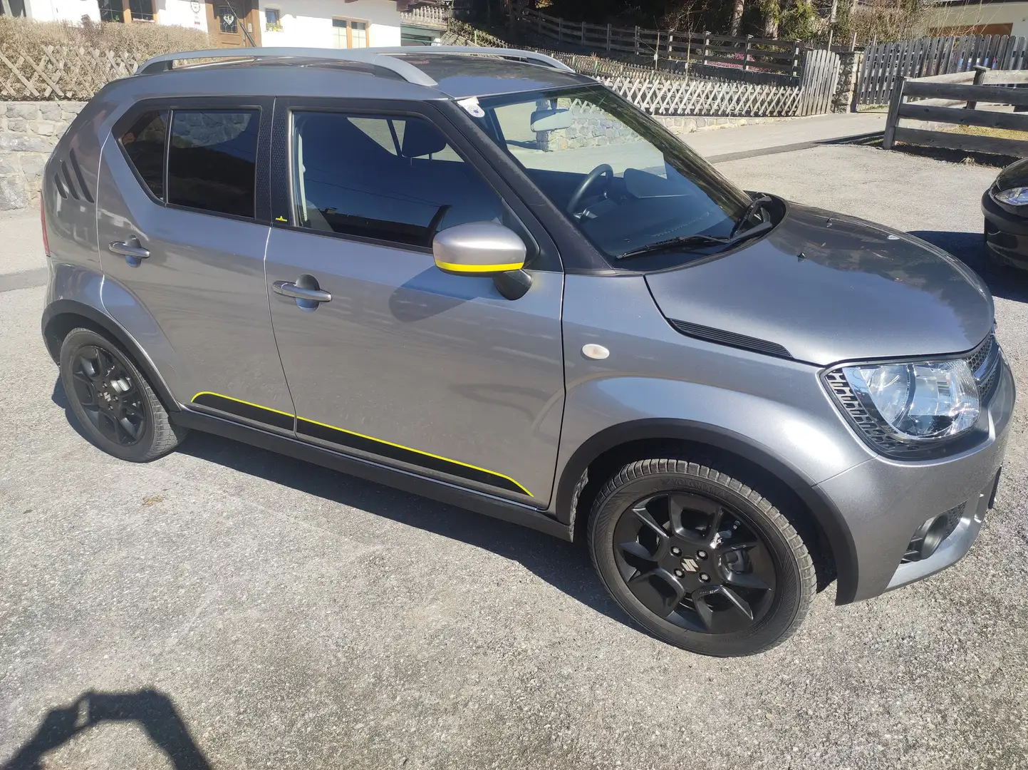 Suzuki Ignis Ignis 1,2 DualJet Jacques Lemans Shine Grau - 1