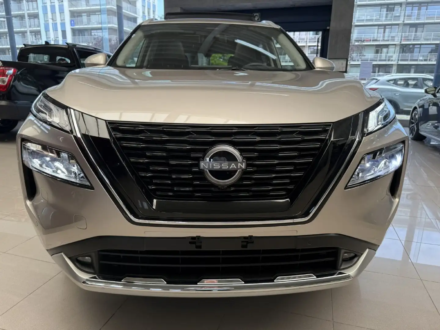 Nissan X-Trail e-Power e-4ORCE TEKNA + FULL - NIEUW - 0 KM !!! Zilver - 1