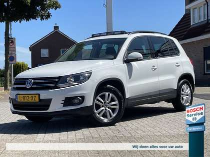 Volkswagen Tiguan 1.4 TSI Sport&Style / Pano / Trekhaak / Clima / Li
