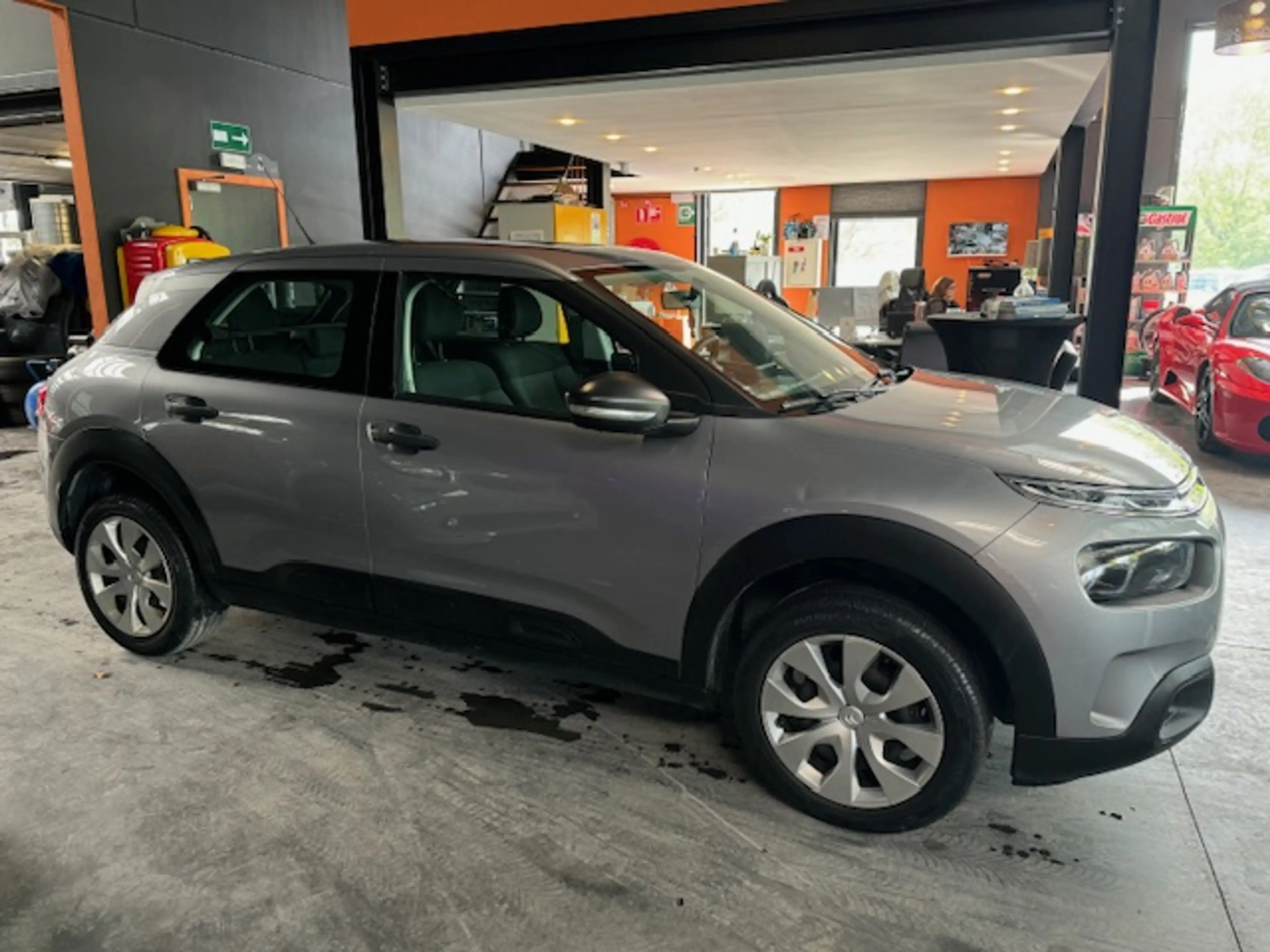 Citroen C4 Cactus 1.2 - A/C - MEDIA/TEL - NAVI - APPLI - LIM/REG — photo 10