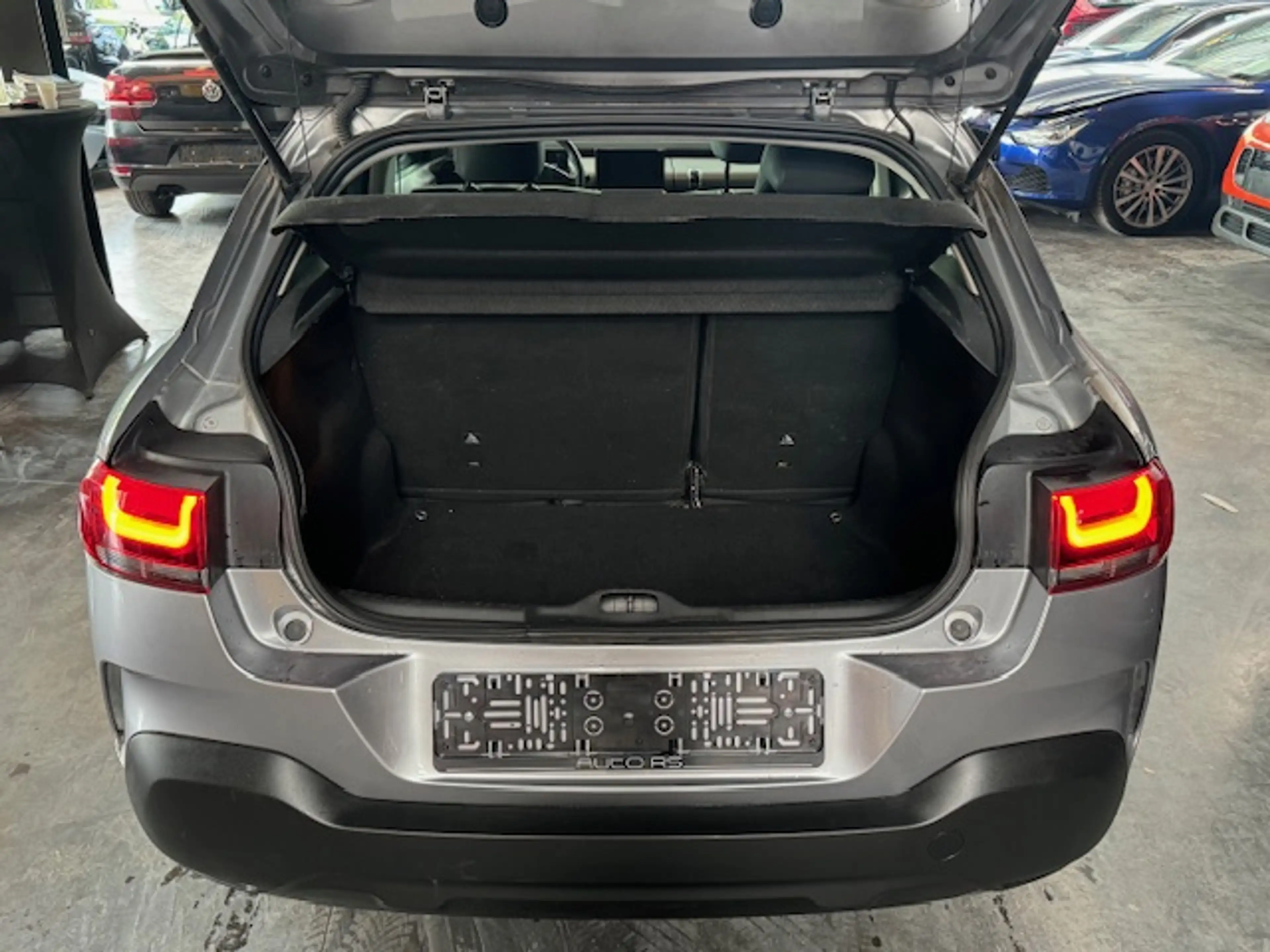 Citroen C4 Cactus 1.2 - A/C - MEDIA/TEL - NAVI - APPLI - LIM/REG — photo 8
