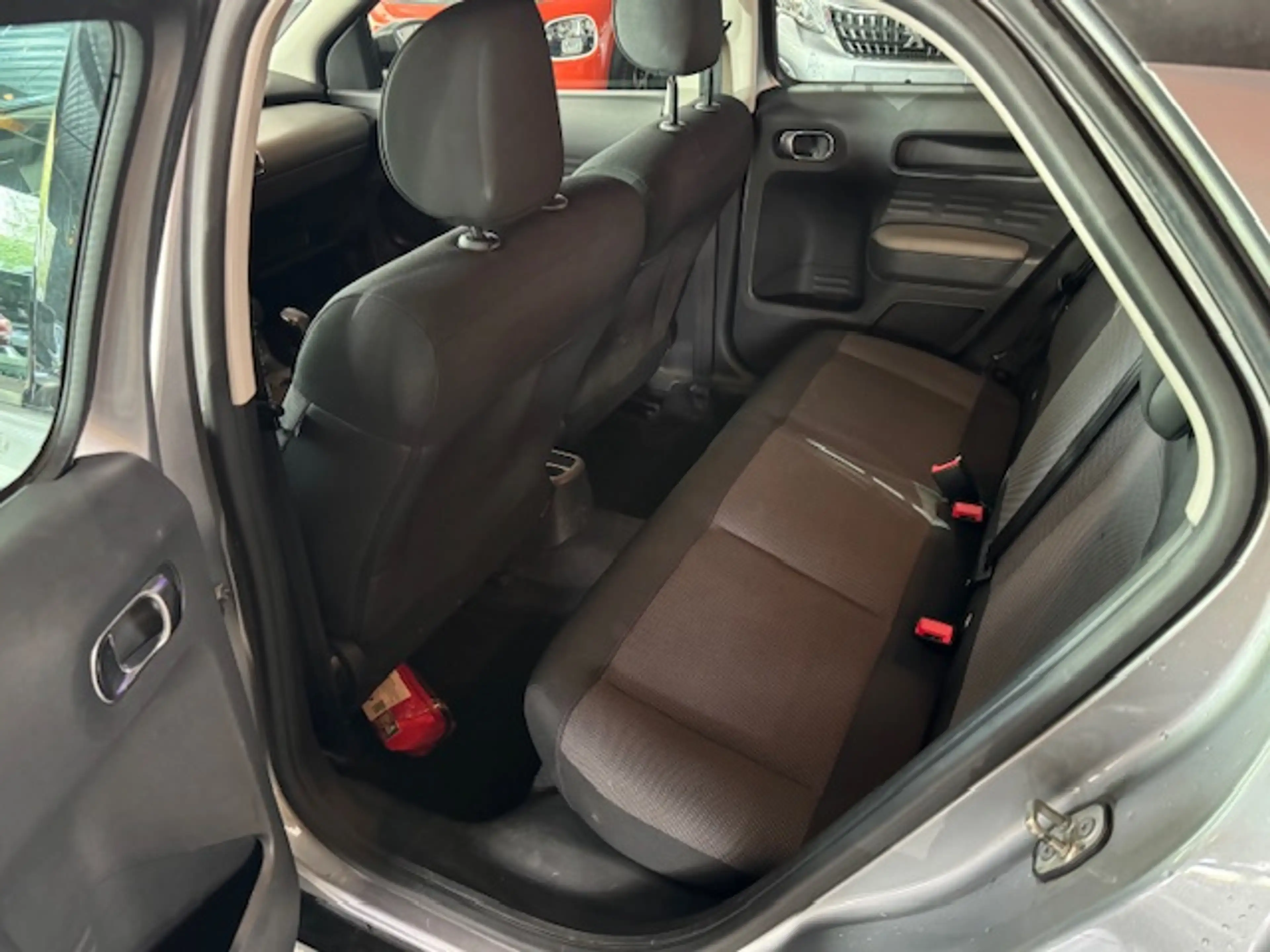 Citroen C4 Cactus 1.2 - A/C - MEDIA/TEL - NAVI - APPLI - LIM/REG — photo 14