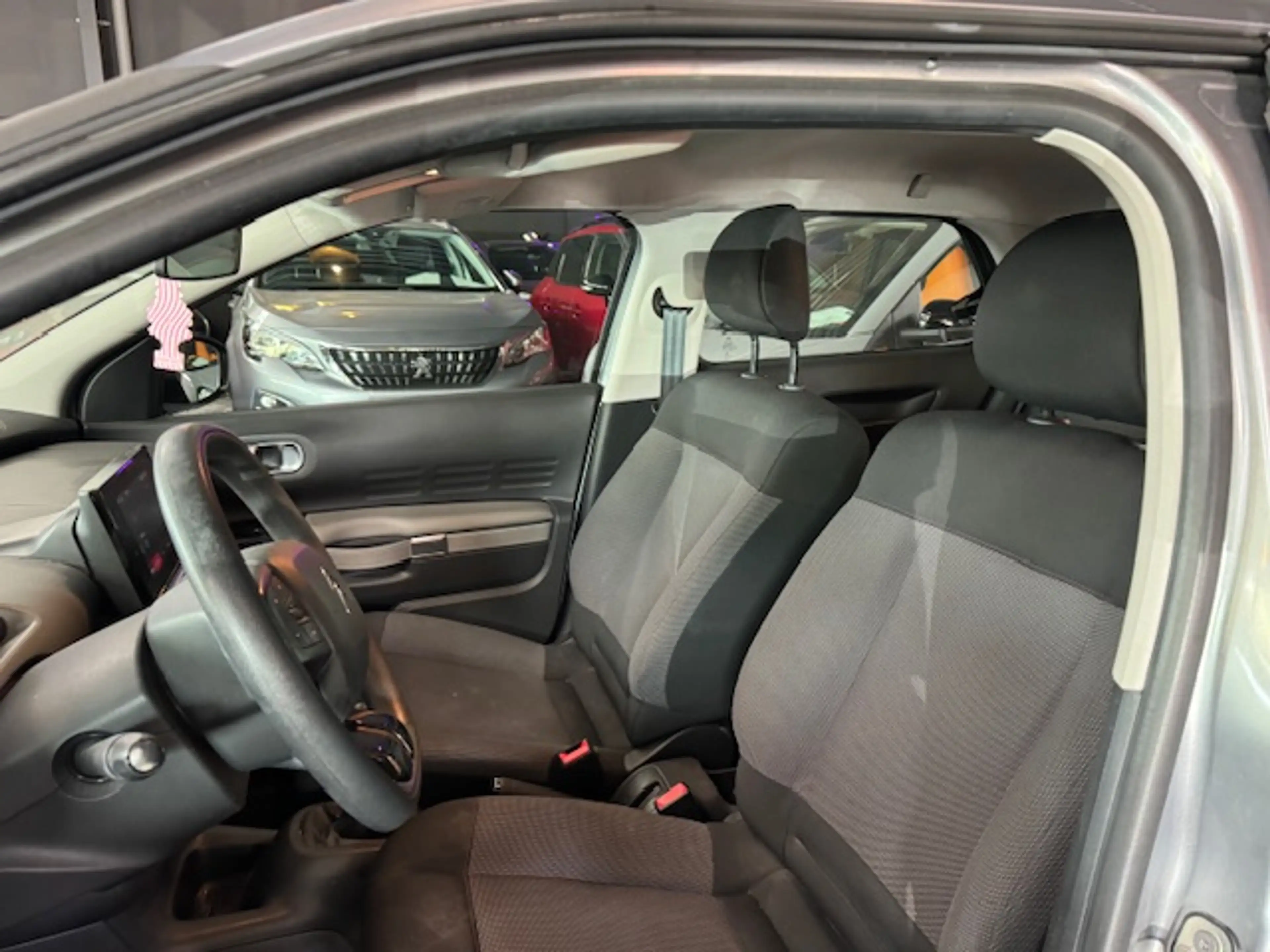 Citroen C4 Cactus 1.2 - A/C - MEDIA/TEL - NAVI - APPLI - LIM/REG — photo 12
