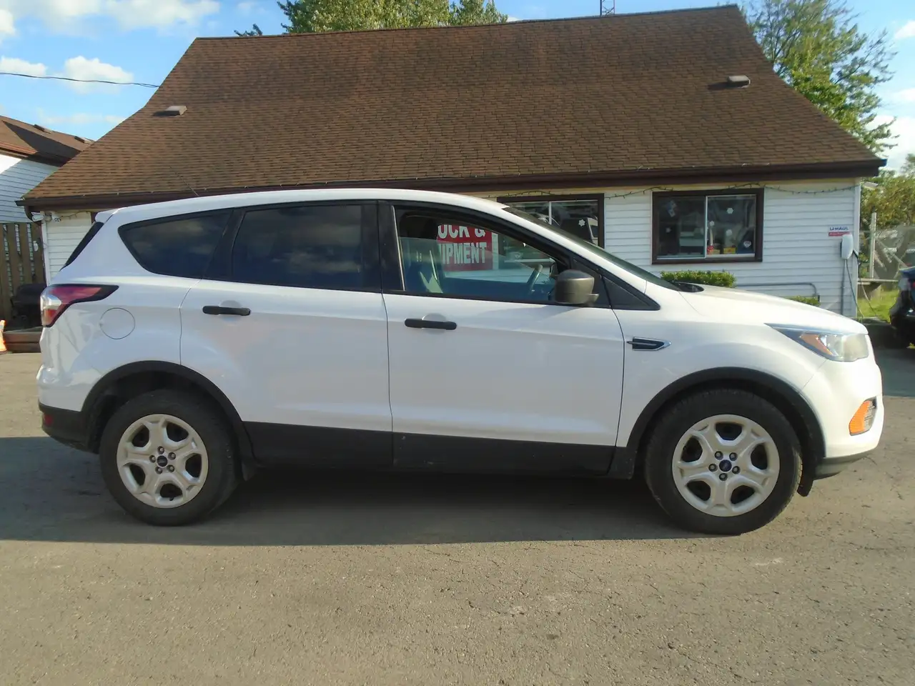 Ford Escape снимка Ford Escape