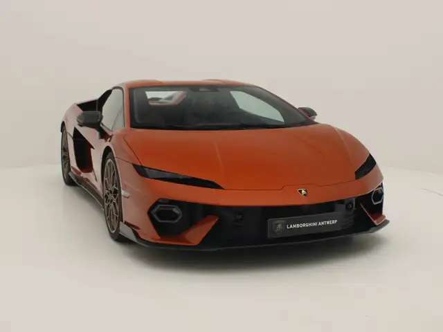 Lamborghini Temerario view 3