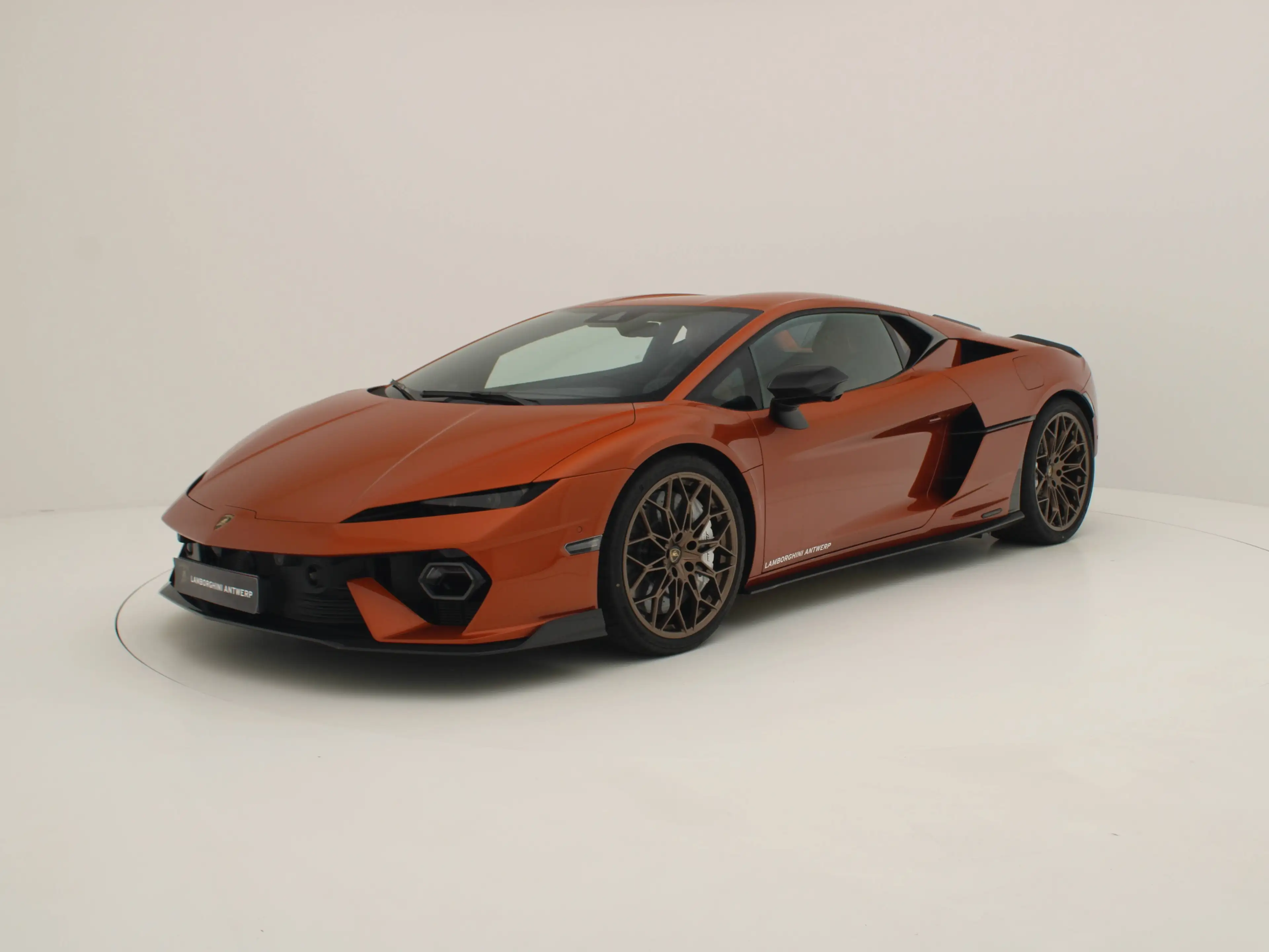 Lamborghini Temerario V8 Biturbo Plugin-Hybrid 920cv - Ad Personam Arancio Eclipse — photo 6