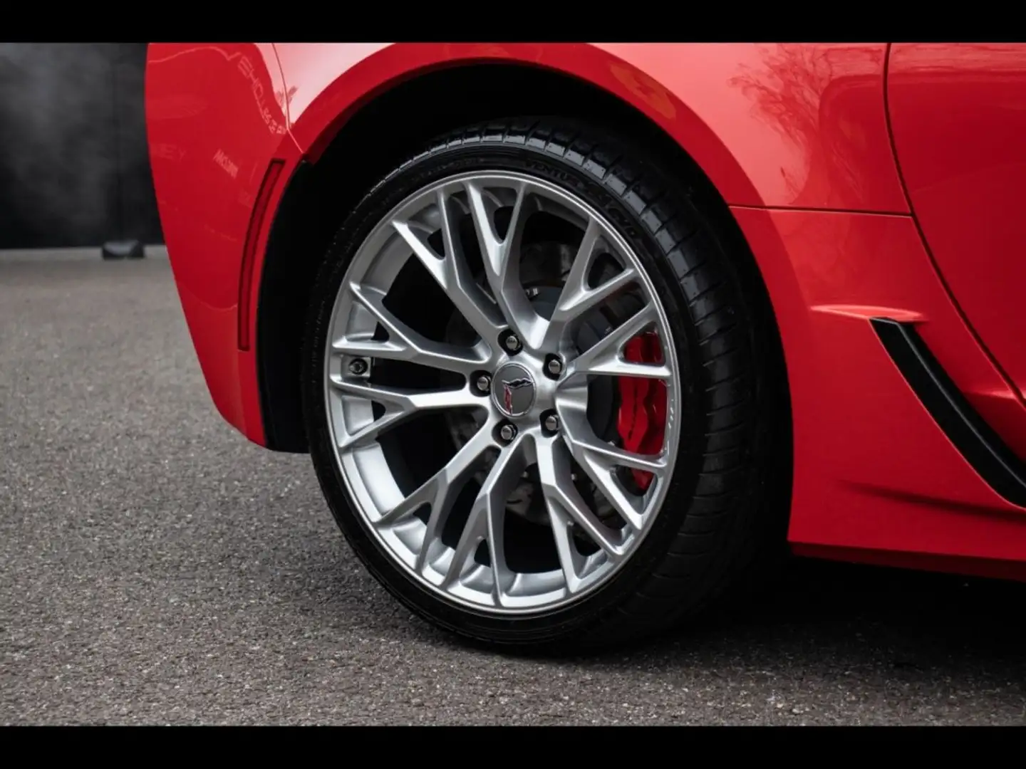 Chevrolet Corvette Z06 V8 Supercharged 6.2l - 659ch Rouge - 2