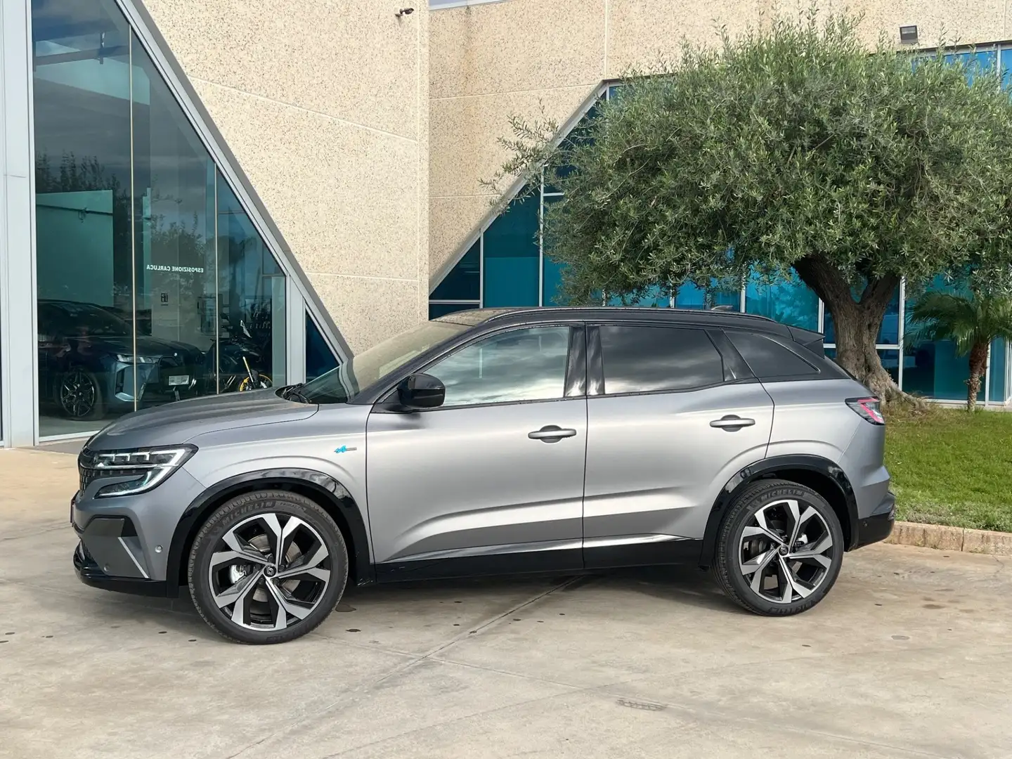 Renault Austral E-Tec 200cv full hybrid AUTOCARRO IN OFFERTA-N1 Grigio - 2