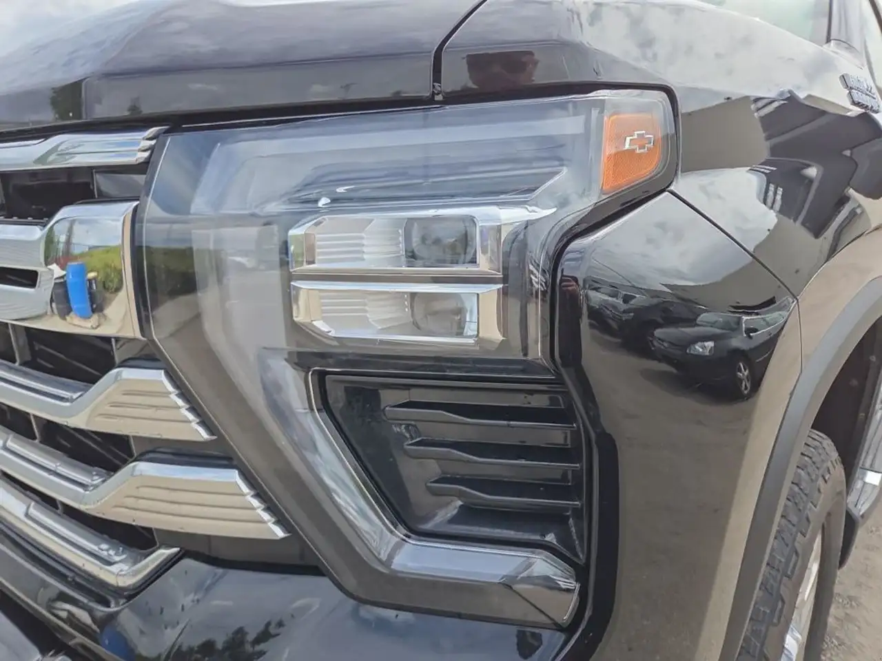 Chevrolet Silverado 2500 photo Chevrolet Silverado 2500