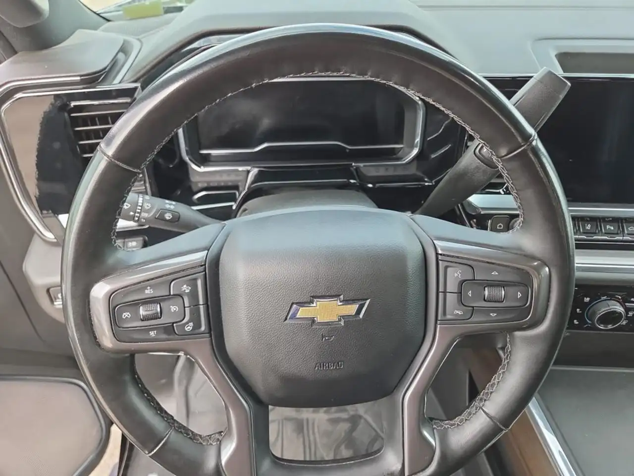 Chevrolet Silverado 2500 photo Chevrolet Silverado 2500