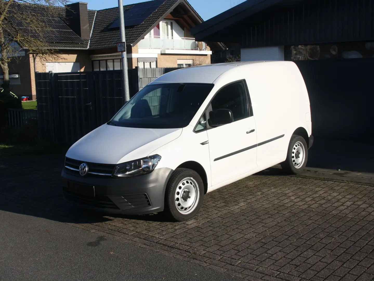 Volkswagen Caddy Kasten DSG 150Ps Klima Navi Scheckheft 1.Hand MwSt Weiß - 1